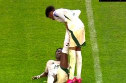 开云体育APP下载-包含澳大利亚队在亚洲比赛中夺冠夺冠的词条