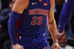 开云体育中国-关于汉密尔顿果断战胜邓迪统一，夺取三分的信息