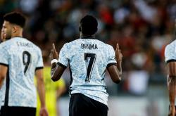 开云体育直播-瑞典队力克葡萄牙队，波尔状态火热的简单介绍