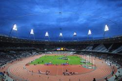 开云体育在线-强压波兰展铁血，哈兰德关键战显锋芒—现代足球的唯一性博弈