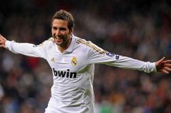 开云体育中国官网-萨内一锤定音，塞维利亚提前终结悬念，冰岛式坚韧难挽败局