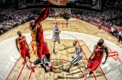 开云体育官方网站-快船收割奇才，保罗成为关键先生，一场战术与意志的胜利