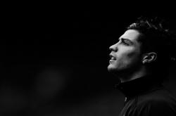 开云体育直播-赛道上的双重风暴，索伯的精密碾压与诺里斯的激情引爆