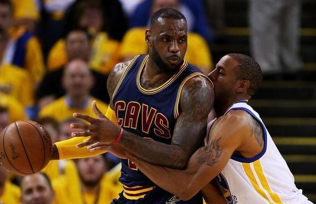 包含中国羽毛球队横扫法国羽毛球队，陶菲克打破历史纪录的词条