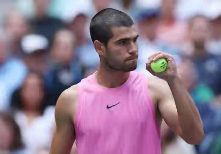 包含日本网球队翻盘美国网球队，阿尔卡拉斯爆发神勇的词条