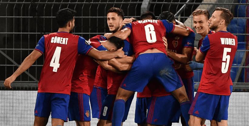 里昂客场逼平圣埃蒂安，保持在联赛前三位置的简单介绍