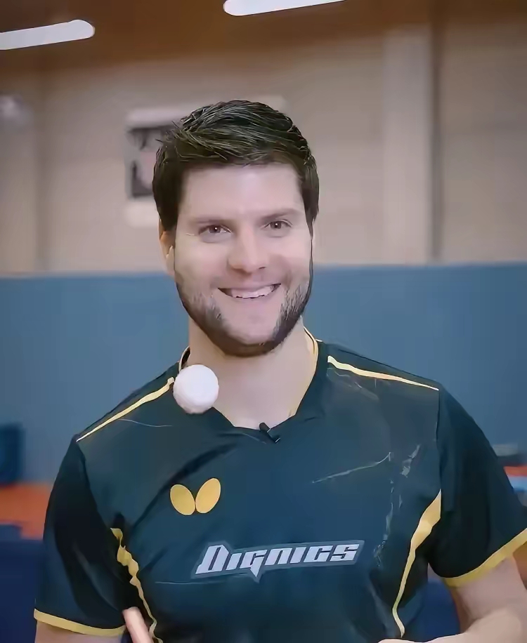 比利时乒乓球队完胜英国乒乓球队，奥恰洛夫惊艳世界的简单介绍