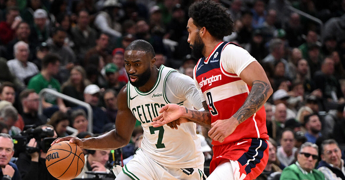 包含凯尔特人B队血洗德国男篮，麦科勒姆打破历史纪录的词条