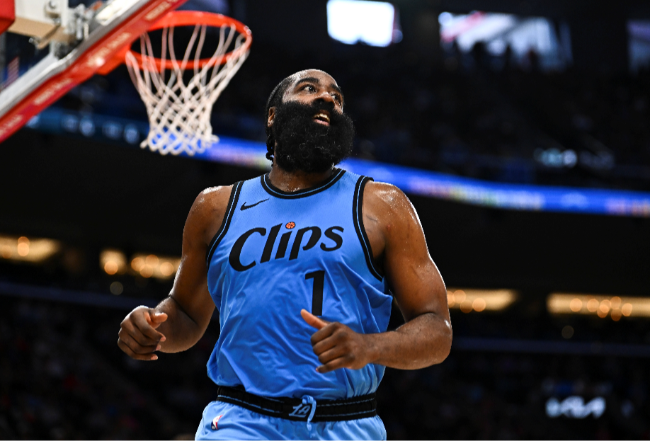 尼克斯险胜灰熊，西蒙斯绝境逆转的简单介绍