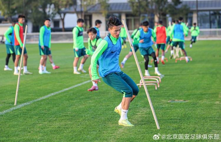 包含大联盟决赛即将上演，球队备战加练的词条