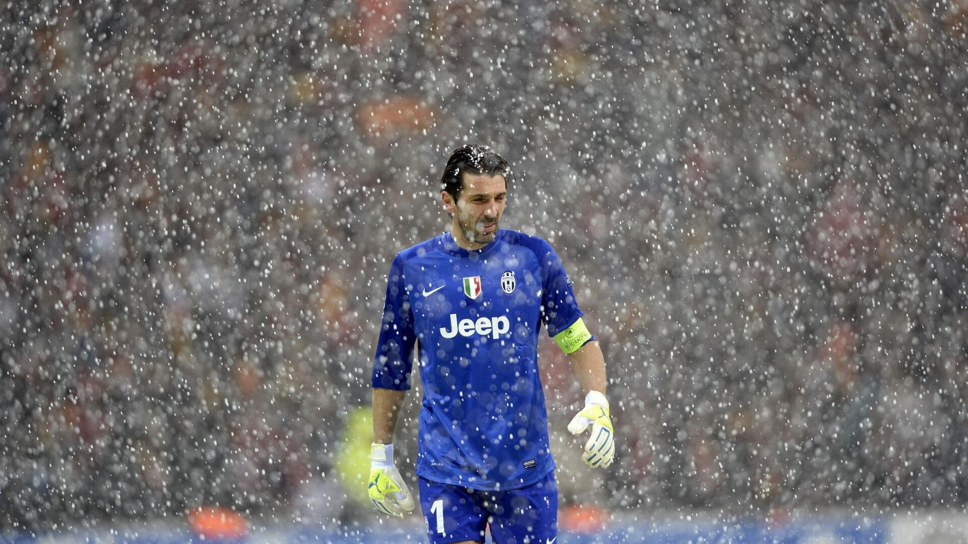 郑思维统治全场，印度队惊天逆转印尼队—一场改写历史的羽球对决