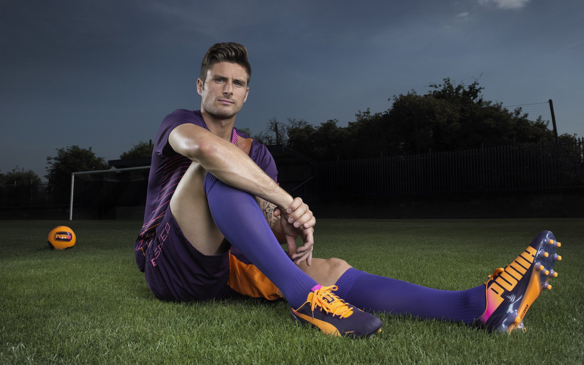 当格列兹曼扛起全队，利物浦轻取勒沃库森的背后，足球的唯一性悖论